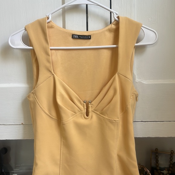 Zara Bodysuit - Picture 2 of 7